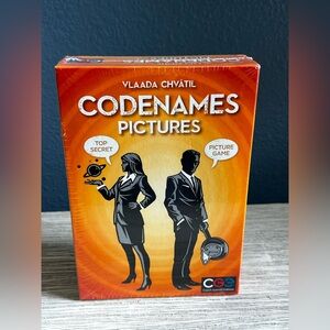 🆕 Codenames Pictures Card Game